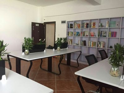 三亞海眾教育咨詢 點(diǎn)亮未來，規(guī)劃啟航